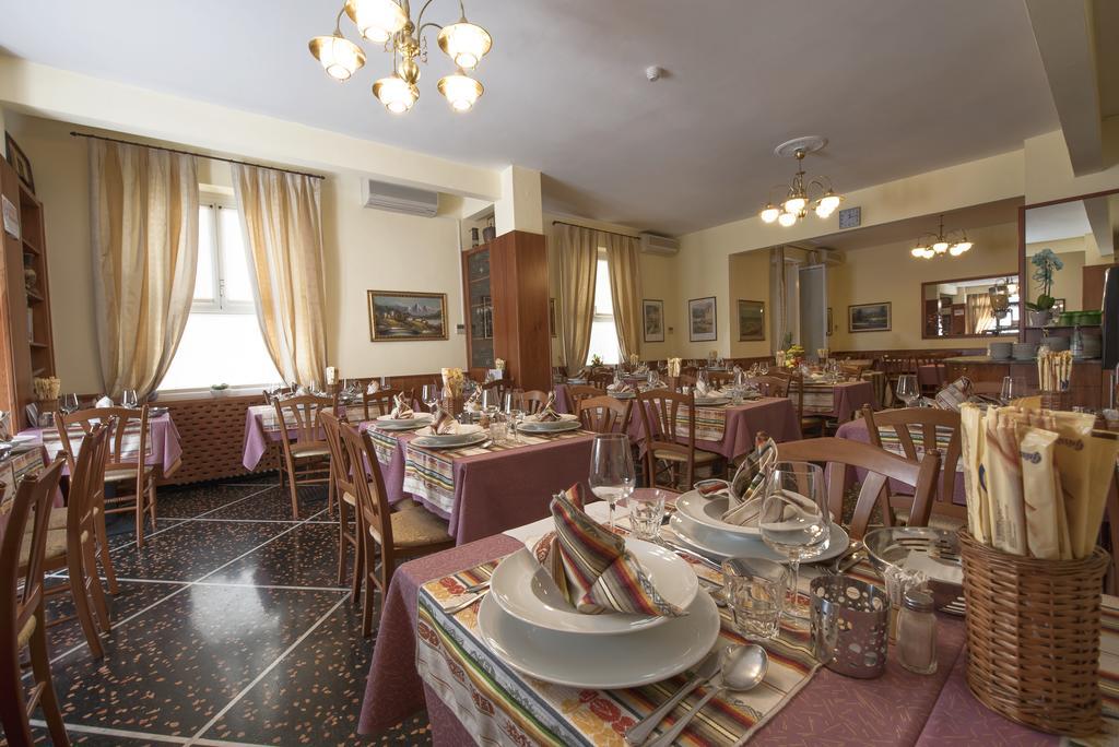 Hotel Bristol Lavagna Exteriér fotografie